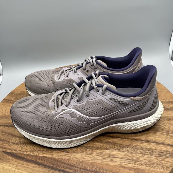 Saucony Hurricane 23 Shoes Womens Size 12 Gray Purple Running PWRRUN+ - Picture 3 of 8